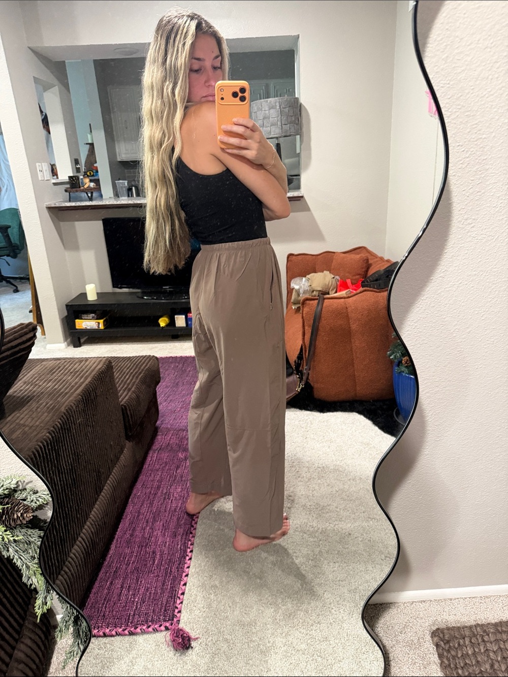 Lululemon Versatile Pants - Picture 2 of 5